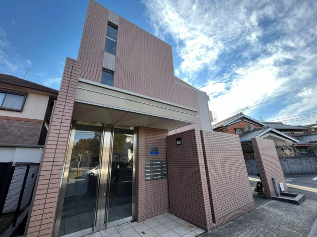 グランデージーの外観