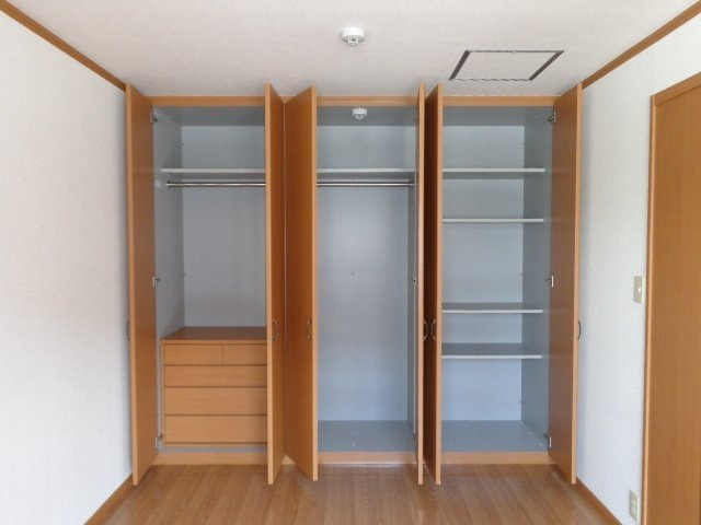 アーバンコートＴ．Ａの収納