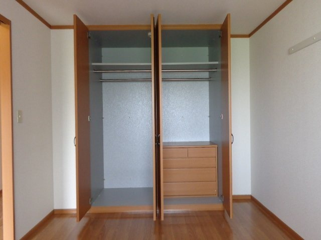 アーバンコートＴ．Ａの収納