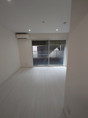 【洋室】 | Infoglia Axis