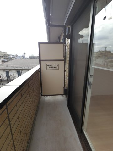 【バルコニー】