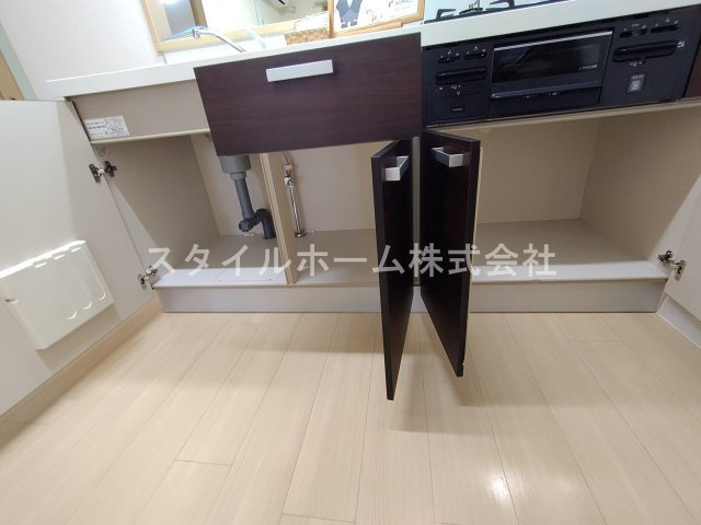 松東０１７のキッチン|別部屋写真です。