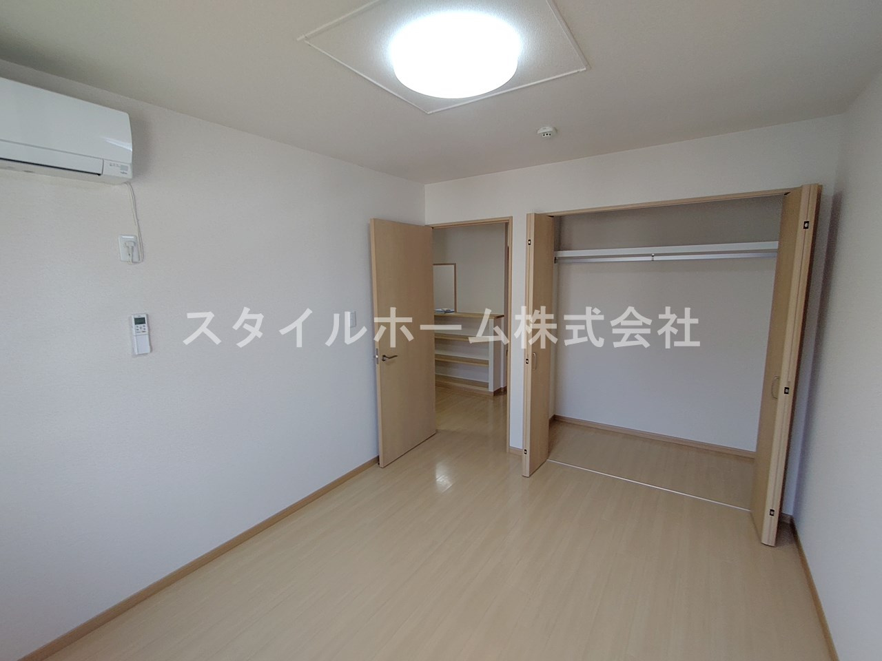 松東０１７の洋室|別部屋写真です。