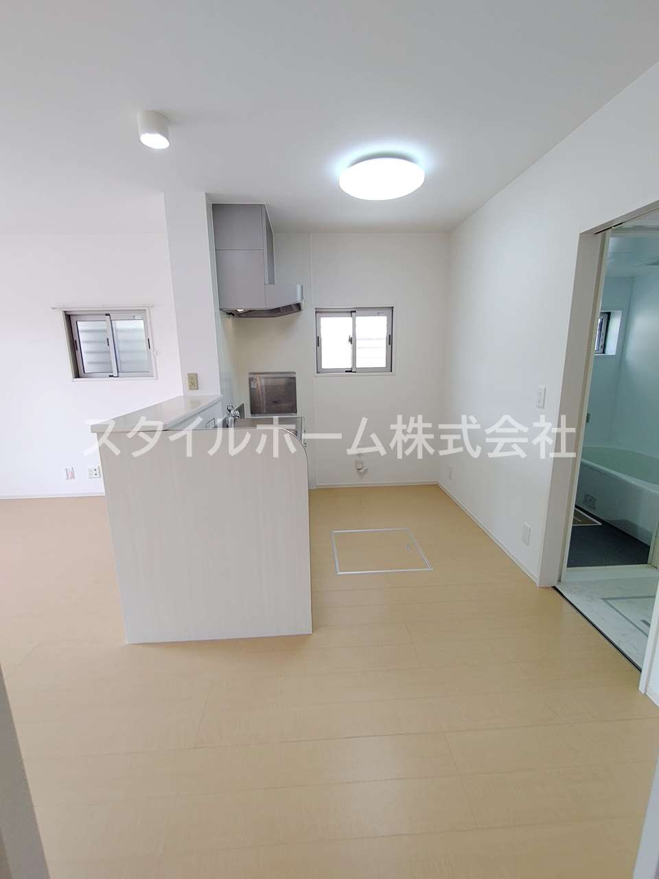 レジデンス芦原B棟の居間・リビング|別部屋写真です。