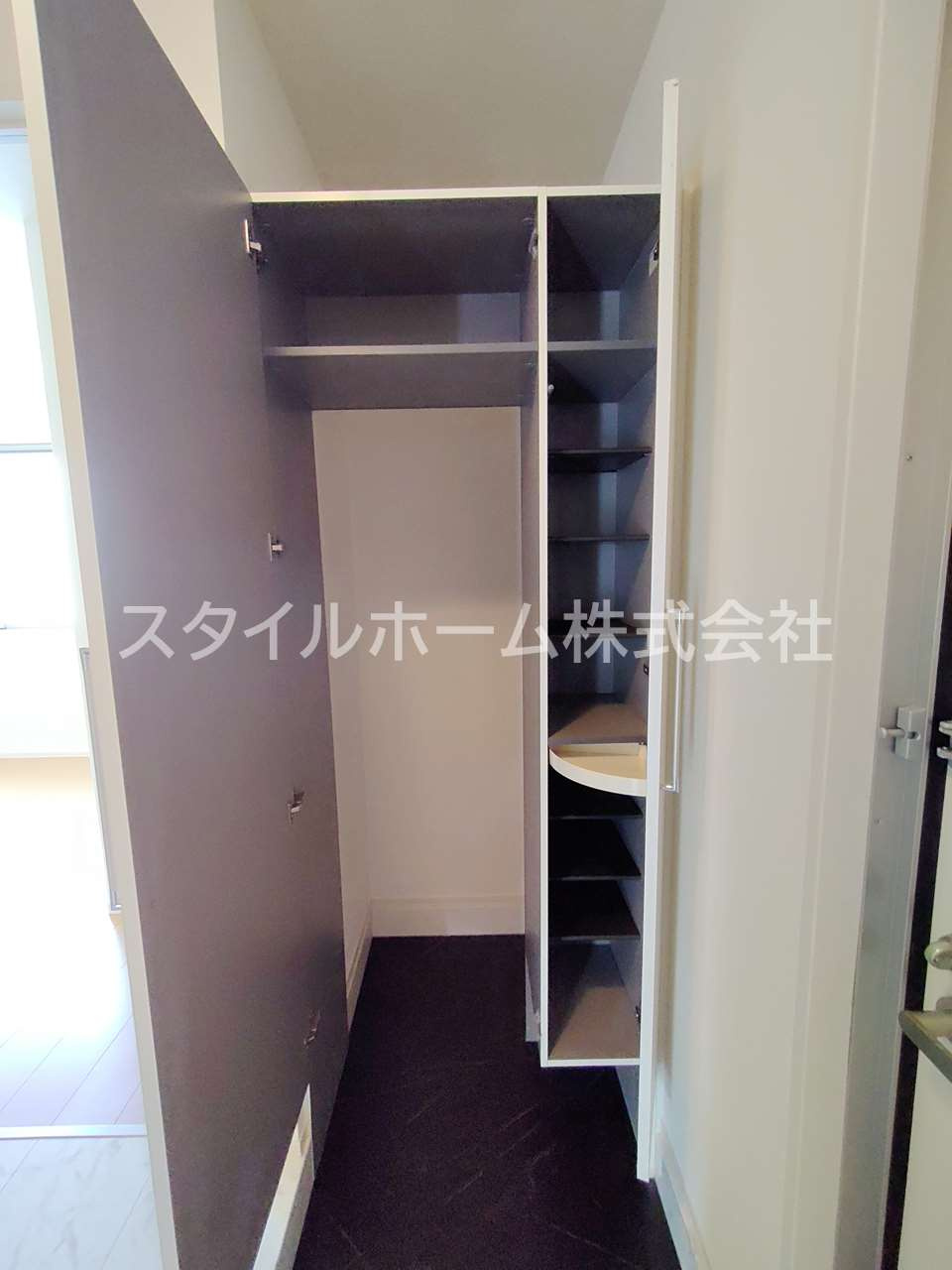 レジデンス芦原B棟の収納|別部屋写真です。