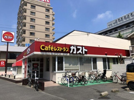 ガスト板橋西台店まで407m