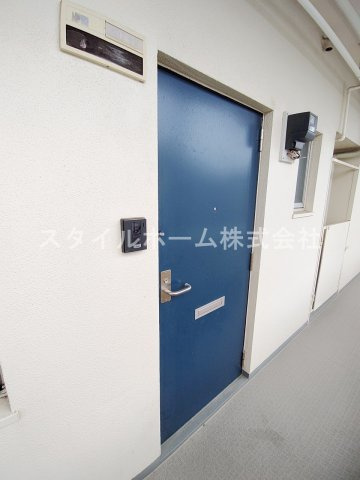 大羽マンションの玄関|収納もある玄関です