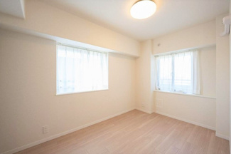 【洋室】 | ソルシェ武蔵浦和