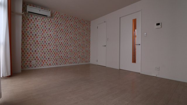 かぎ屋ビルの寝室