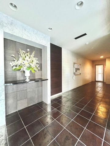 プレミアシティ桜山のロビー