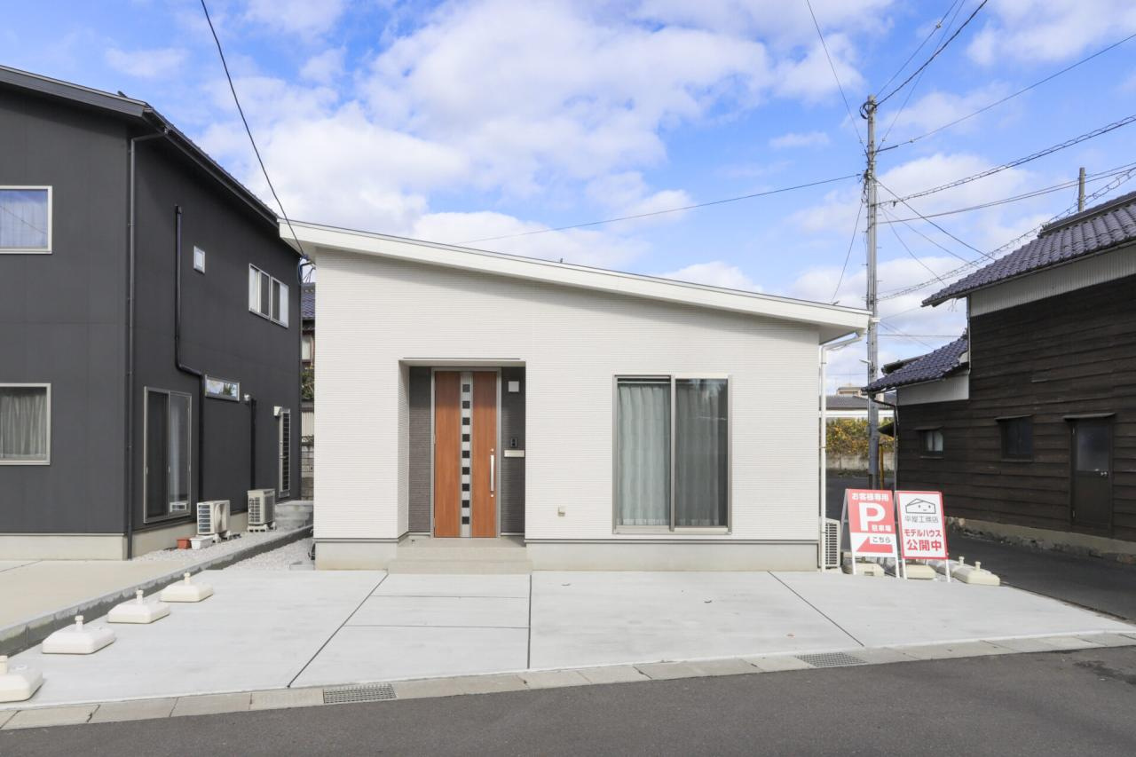 鳥取市的場中古戸建の外観