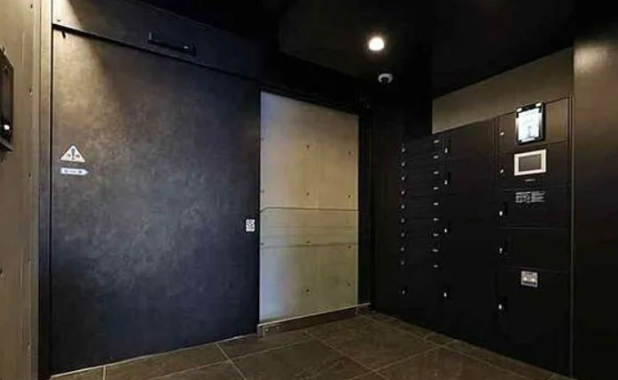 Fullea若松河田のエントランス