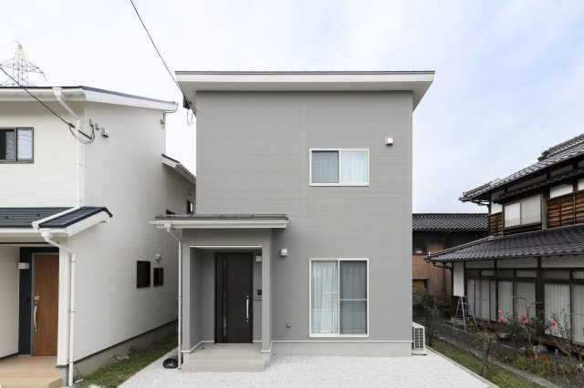 鳥取市吉成南町１丁目新築戸建