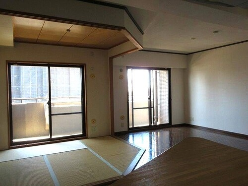 ライオンズシティ金山の居間・リビング|リビングダイニング　別角度　※2019年4月撮影時