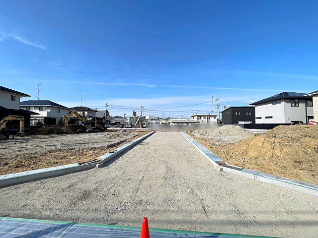 【建築条件なし売地】　郡山市大槻町林ノ東　開成小・第一中の前面道路含む現地写真