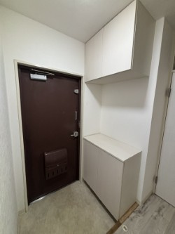 エクレールひばりが丘の玄関
