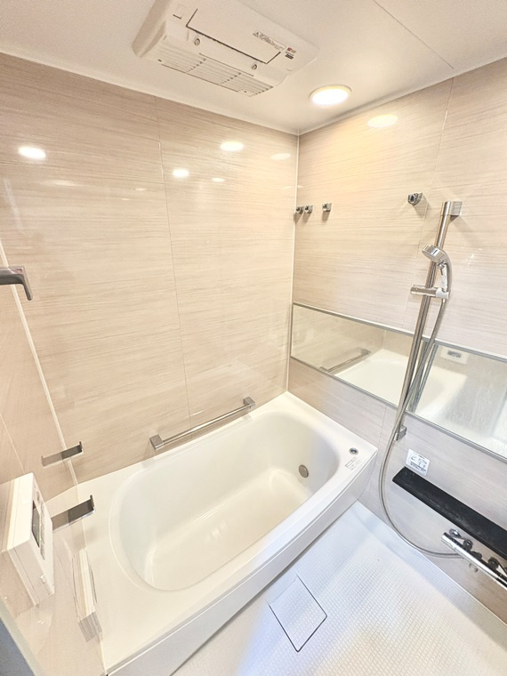 プラウドタワー名古屋栄の浴室