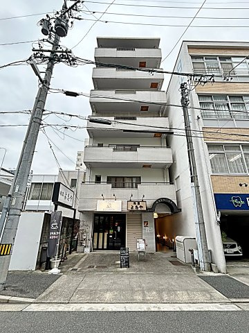 メゾンパール泉の外観