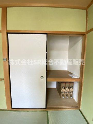 花園東町1丁目中古戸建の収納|便利な収納スペースです