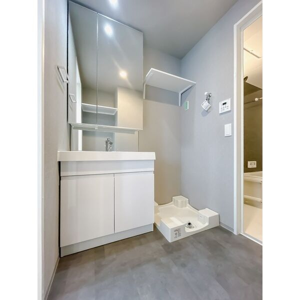 エル・セレーノ新大阪北の洗面所