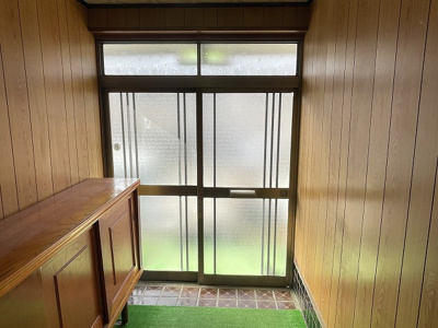 【玄関】 | 岡谷市川岸東4丁目 中古住宅⑤ | 玄関