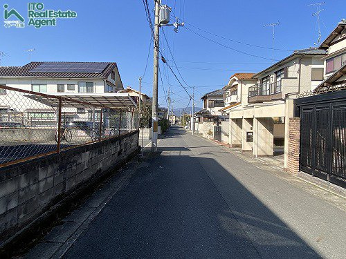 松ケ崎柳井田町 中古戸建の前面道路含む現地写真