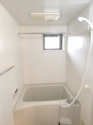 【浴室】 | リビングタウン西寺方町(リビングタウンニシテラカタマチ) | 他号室参考画像