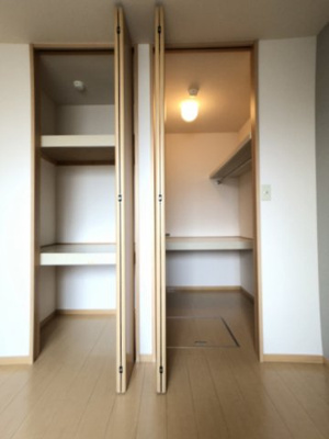 【収納】 | リビングタウン西寺方町(リビングタウンニシテラカタマチ) | 他号室参考画像