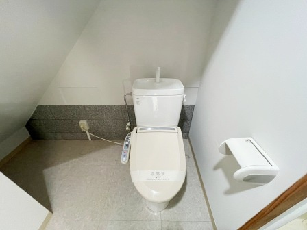 豊島区巣鴨１丁目の賃貸マンションのトイレ