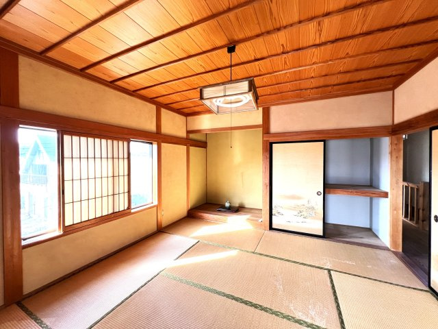 西伯郡伯耆町大殿　中古住宅の和室|2階