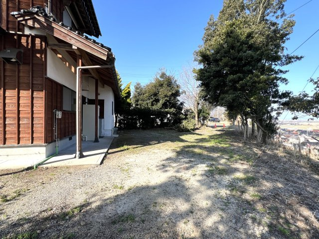 西伯郡伯耆町大殿　中古住宅の庭