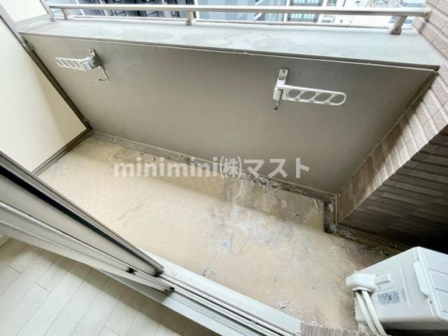 カスタリア堺筋本町のバルコニー