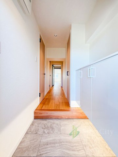 【玄関】 | 三井馬事公苑南ハイツ | 玄関