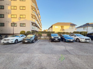 【駐車場】 | 三井馬事公苑南ハイツ | 駐車場