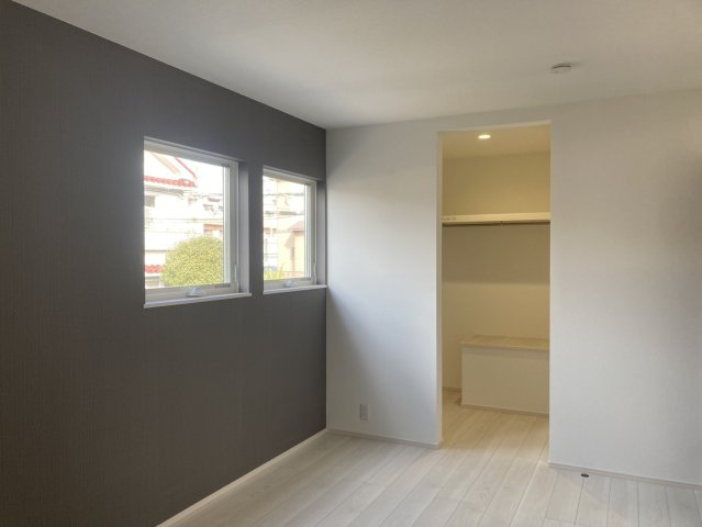 【内観：施工例】の画像