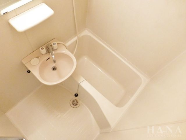 レオパレスＮ．Ｋの浴室