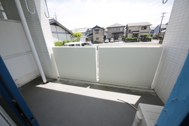 キャッスルエイトのバルコニー|別部屋同間取りのお写真となります。参考にご覧くださいませ。