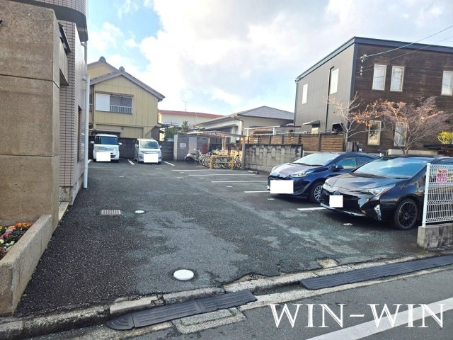 ハイツセブンの駐車場