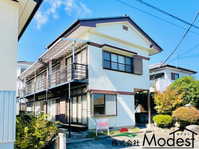 渋川市金井の外観|年中無休で平日の仕事終わり夜２０時まで受付可能です。
事前のご予約がオススメです。お気軽にお問い合わせください。