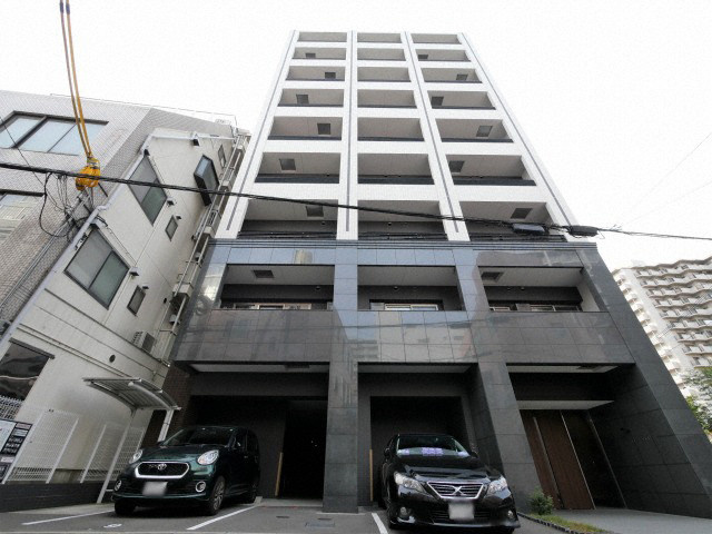 プラシード新町の外観