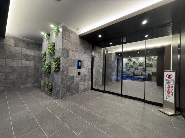 オープンレジデンシア御器所ステーションフロントのエントランス