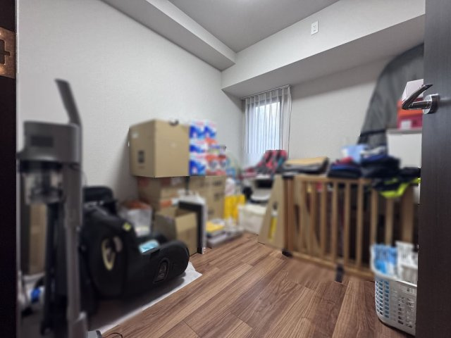 オープンレジデンシア御器所ステーションフロントの居間・リビング|洋室約4.5帖