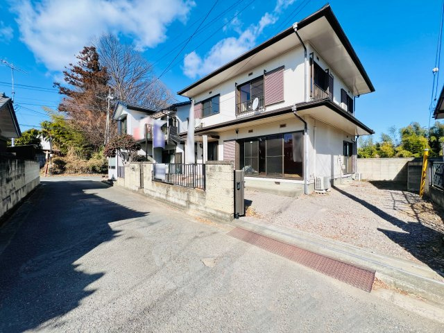 高崎市引間町の前面道路含む現地写真|閑静な住宅地