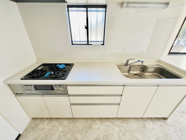 高崎市引間町のキッチン|お料理も快適にできるキッチン