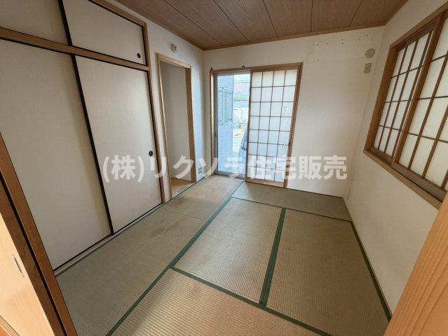 京都市伏見区久我西出町　一戸建ての和室|和室5.75帖
■物件内覧・資金計画相談・住宅ローン相談、リフォーム相談、お問合せ受付中■
※当日・翌日のご内覧、ご相談はお電話でのお問合せがスムーズです！
