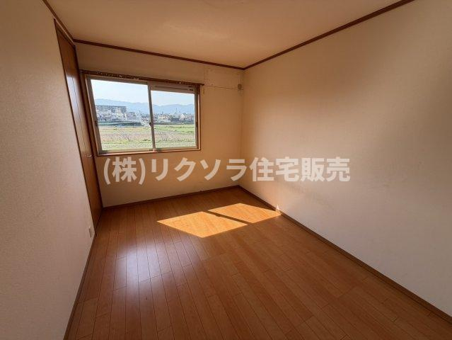 京都市伏見区久我西出町　一戸建ての子供部屋|洋室6.5帖
■物件内覧・資金計画相談・住宅ローン相談、リフォーム相談、お問合せ受付中■
※当日・翌日のご内覧、ご相談はお電話でのお問合せがスムーズです！