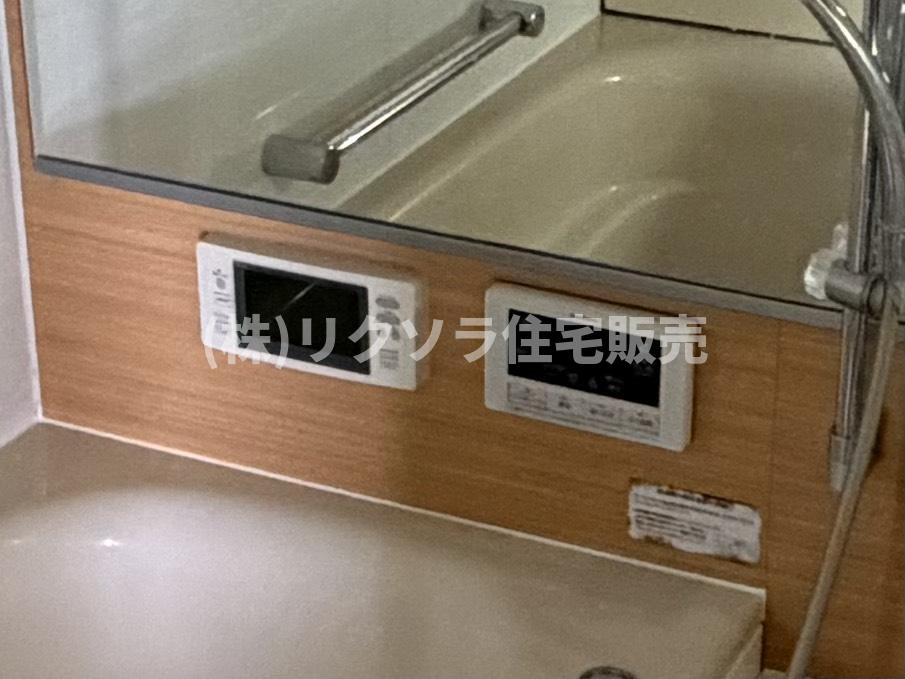 京都市伏見区久我西出町　一戸建ての設備|浴室TV付
■物件内覧・資金計画相談・住宅ローン相談、リフォーム相談、お問合せ受付中■
※当日・翌日のご内覧、ご相談はお電話でのお問合せがスムーズです！