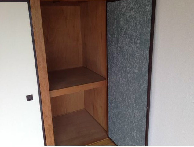 ガーデンメゾンB棟の収納