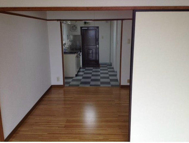 ガーデンメゾンB棟の寝室