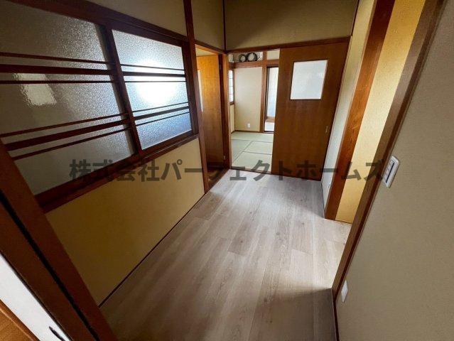 香里園町戸建　賃貸の内装|2階ホールです